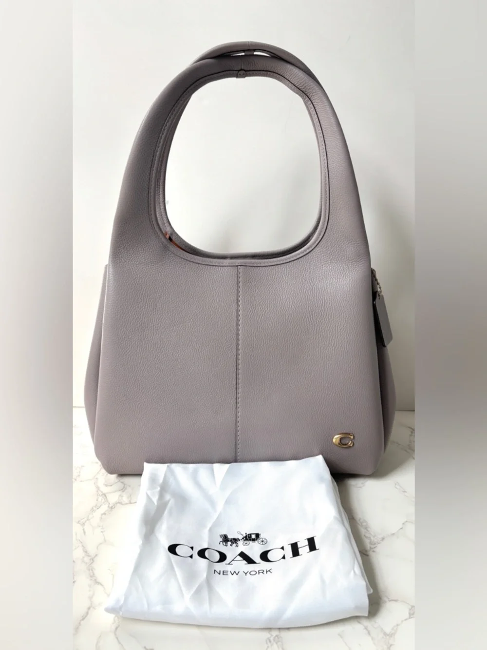 Coach authentic lana